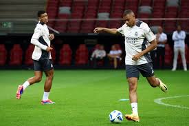 表达自己的 表达自己的